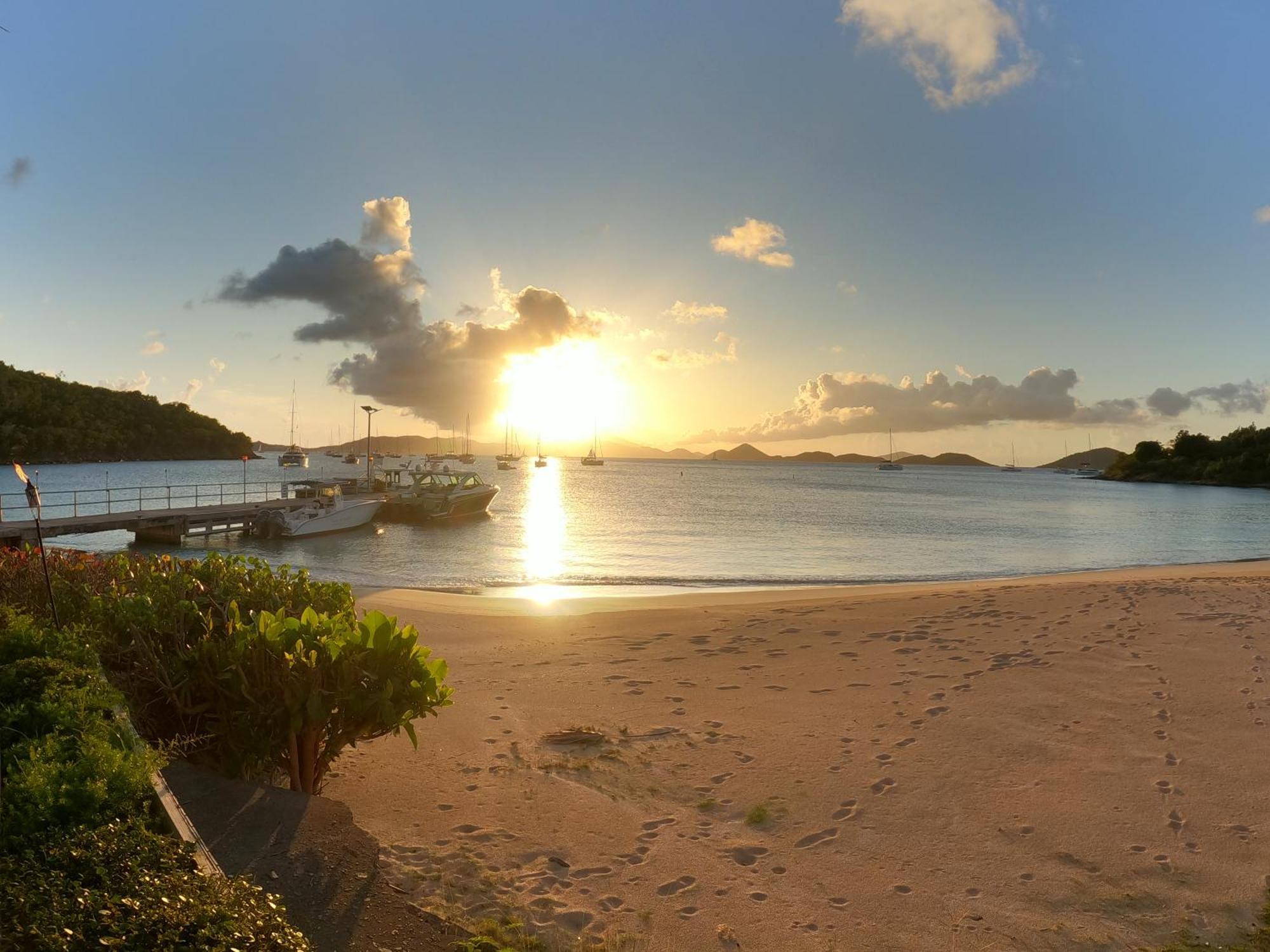 Cruz Bay Beautiful Honeymoon Suite At Sunset Serenade מראה חיצוני תמונה